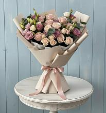 Букет цветов из:  Розы и Лизиантусы #REPLACE_PRED# Мулино