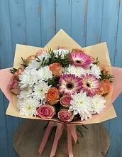 Букет цветов из:  Розы, Герберы и Хризантемы в Мулино