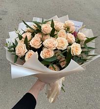 Букет Кремовые розы Латте в Мулино