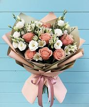 Букет цветов из:  Розы, Альстромерии и Лизиантусы в Мулино