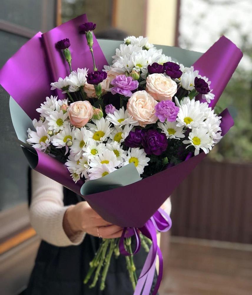 Букет цветов из: Хризантемы, Гвоздики и Розы в Мулино