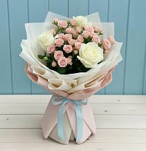 Букет цветов из:  Розы #REPLACE_PRED# Мулино