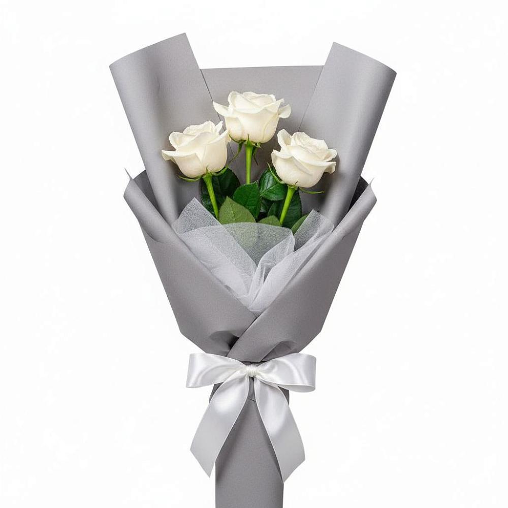 Букет 3 белые розы в Мулино