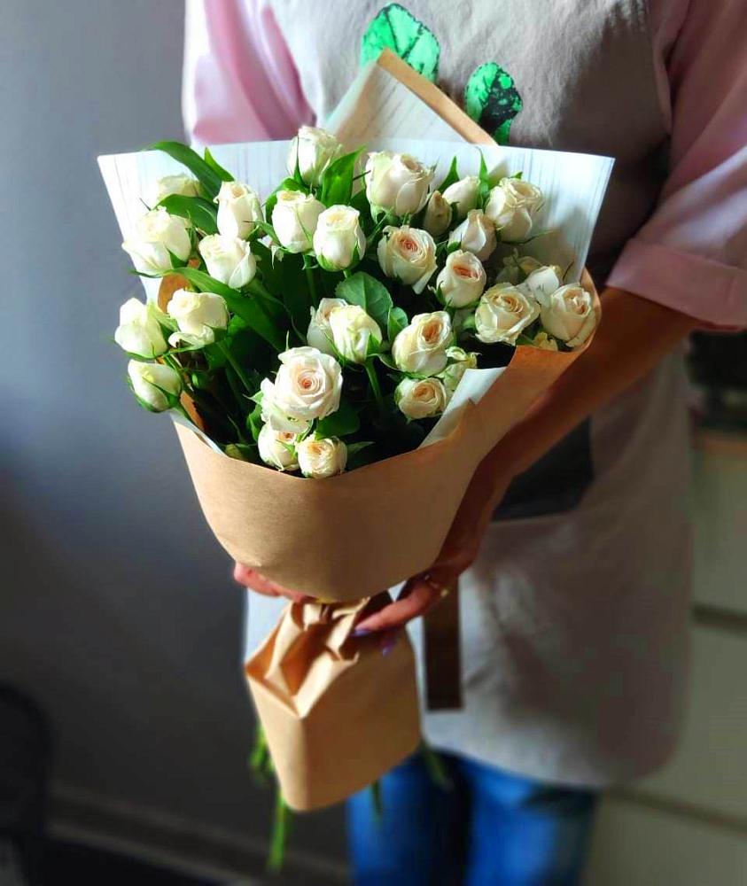 Букет цветов из: Розы в Мулино