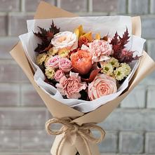 Букет цветов из:  Гвоздики, Хризантемы и Розы в Мулино