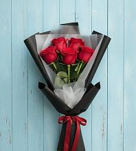 Букет цветов из:  Розы в Мулино