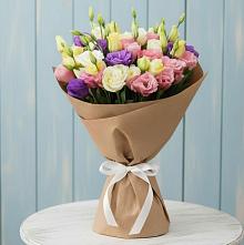 Букет цветов из:  Лизиантусы в Мулино