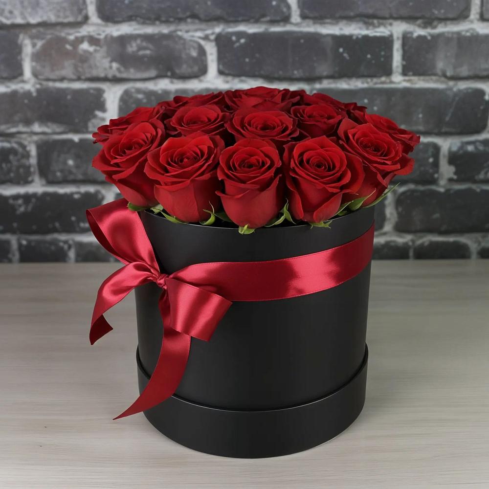 Цветочная композиция из Розы в шляпной коробке в Мулино