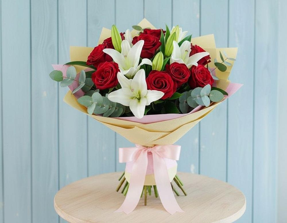 Букет цветов из: Лилии и Розы в Мулино